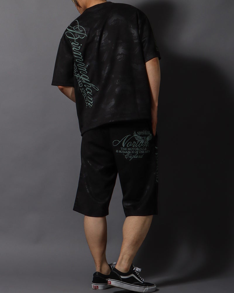 ブラック：178cm/75kg(Lサイズ着用)