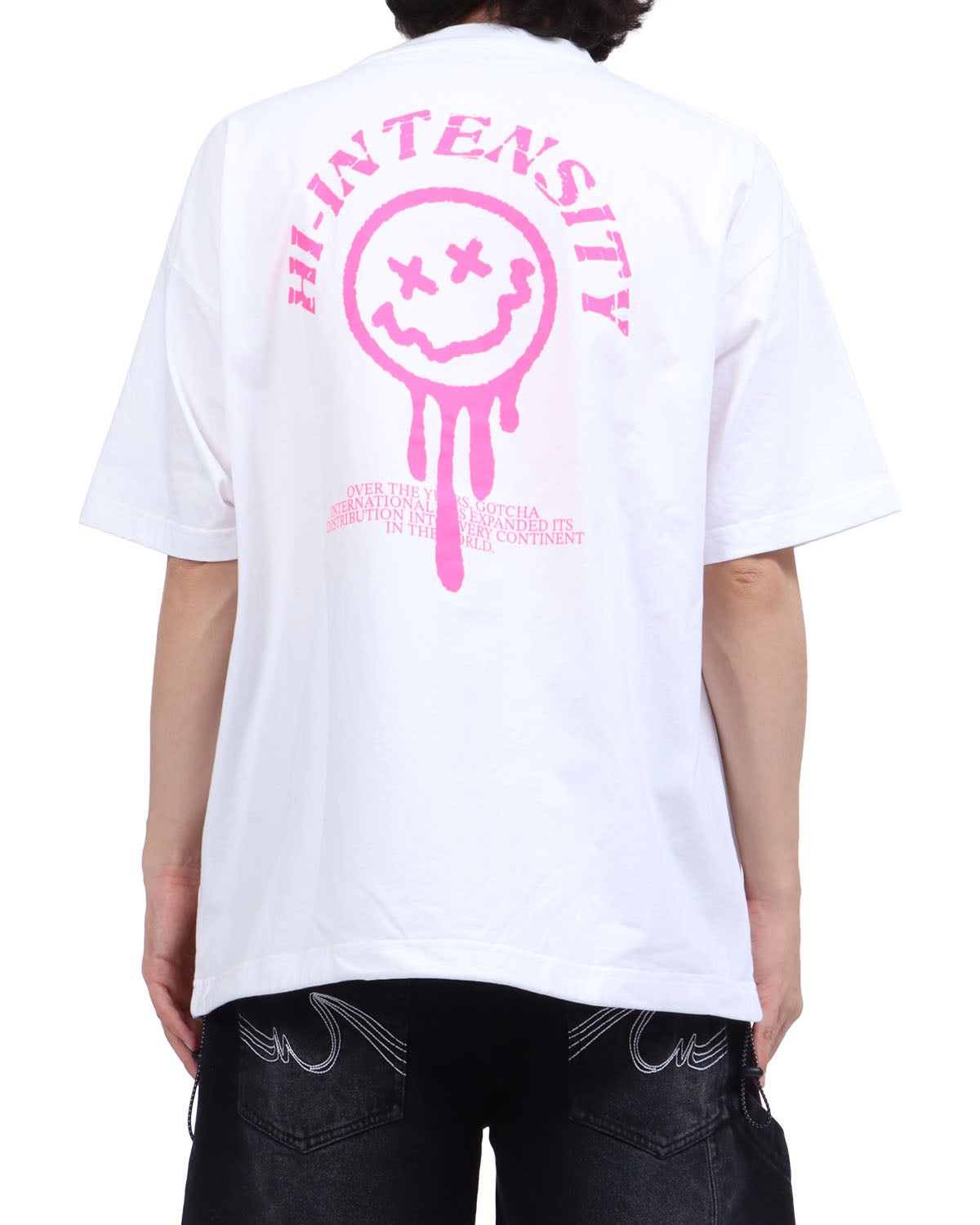 ホワイト：173cm63kg(Lサイズ着用)