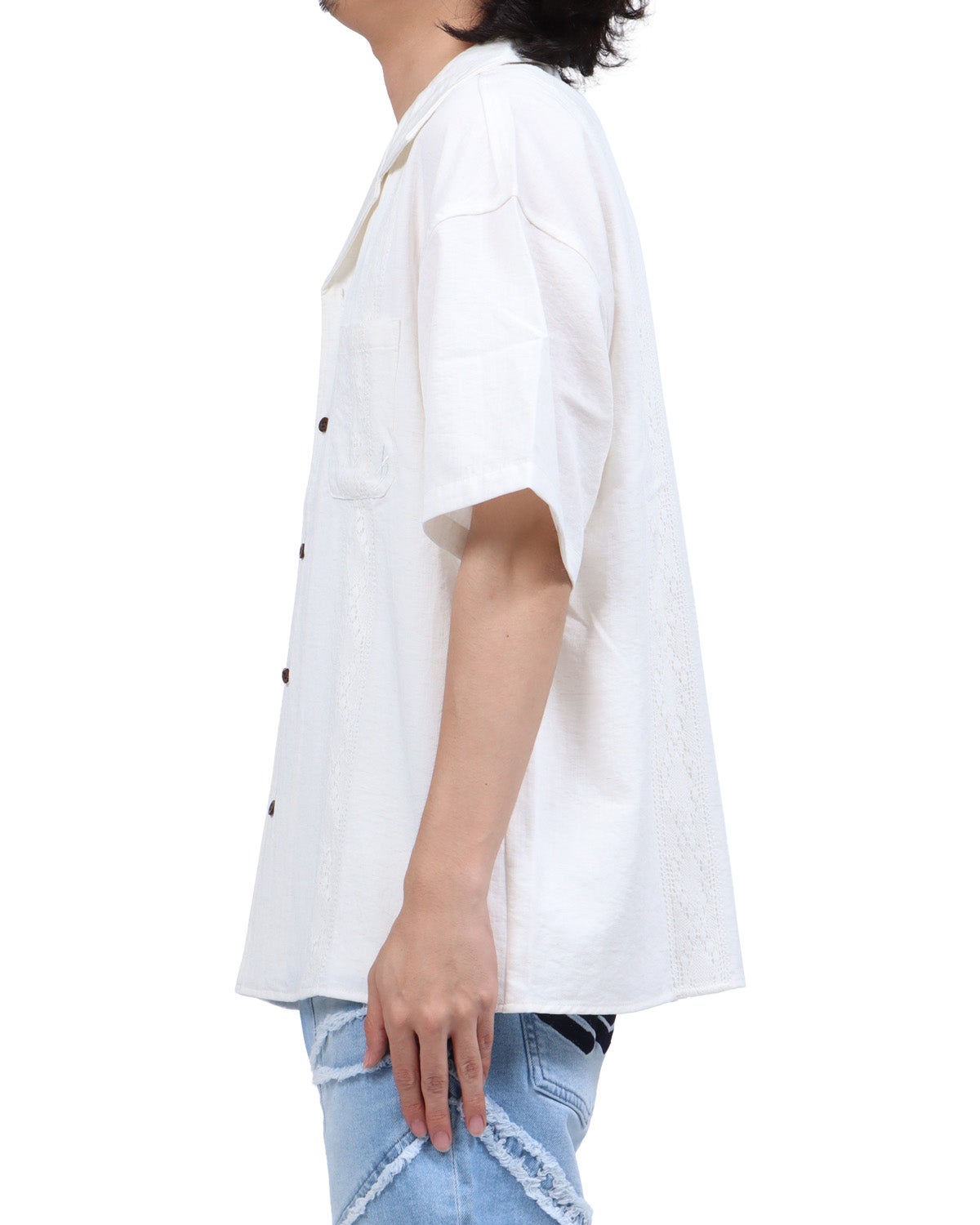 オフホワイト：173cm63kg(Lサイズ着用)