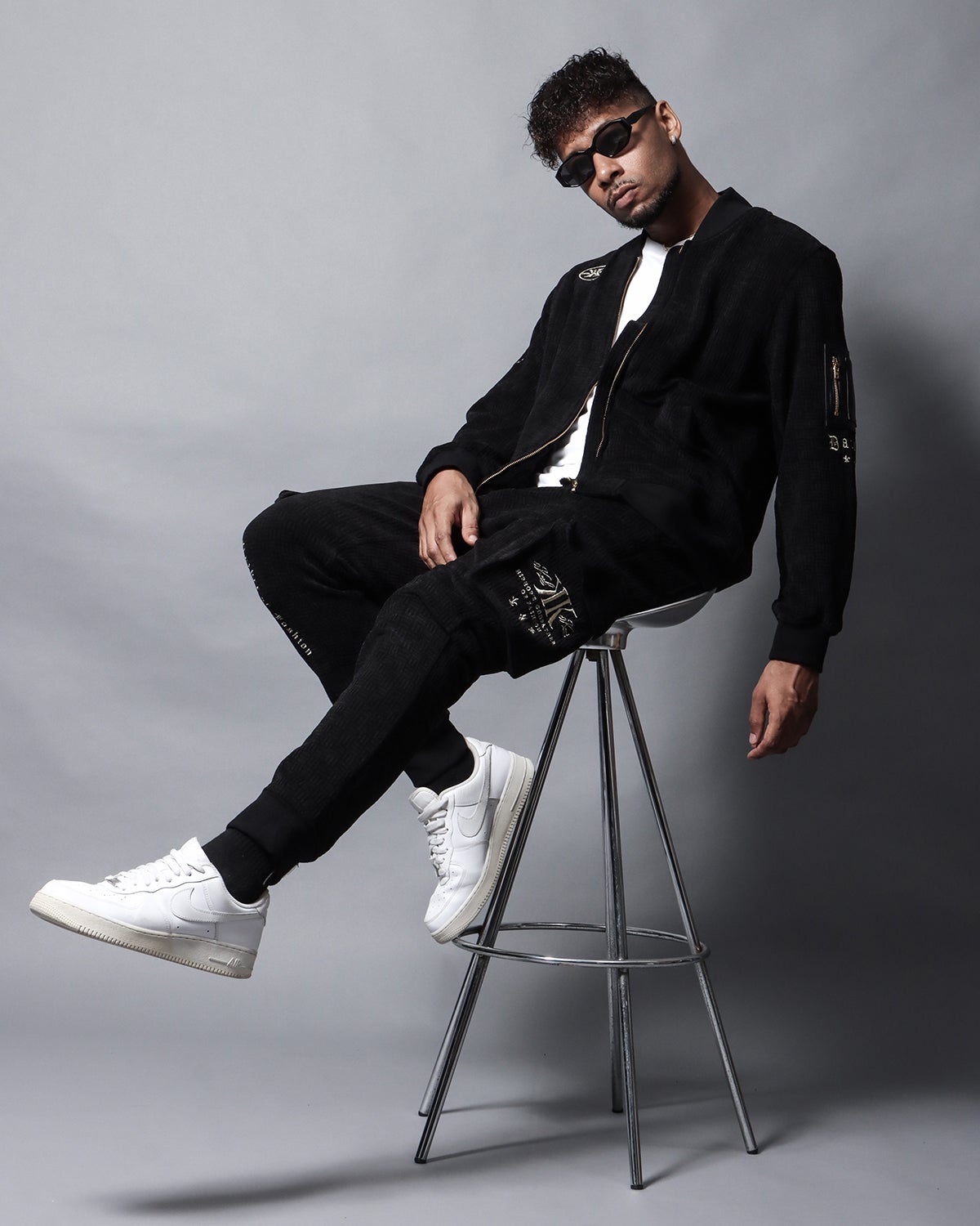 ブラック：180cm(XLサイズ着用)