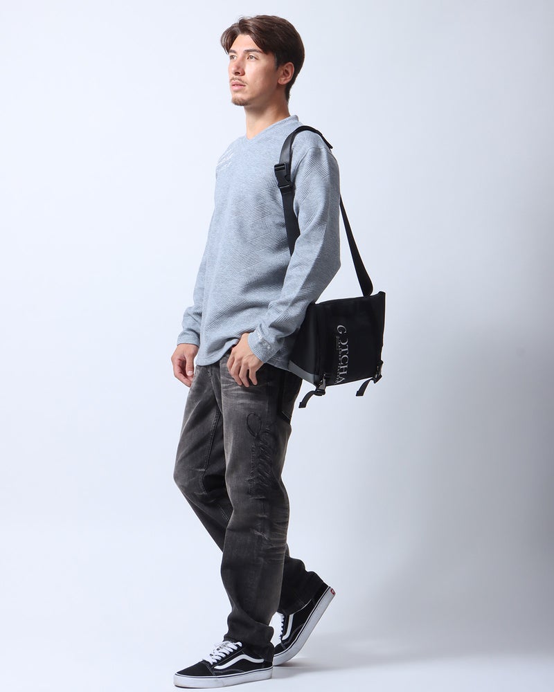 ブラック:180cm70kg(Lサイズ着用)