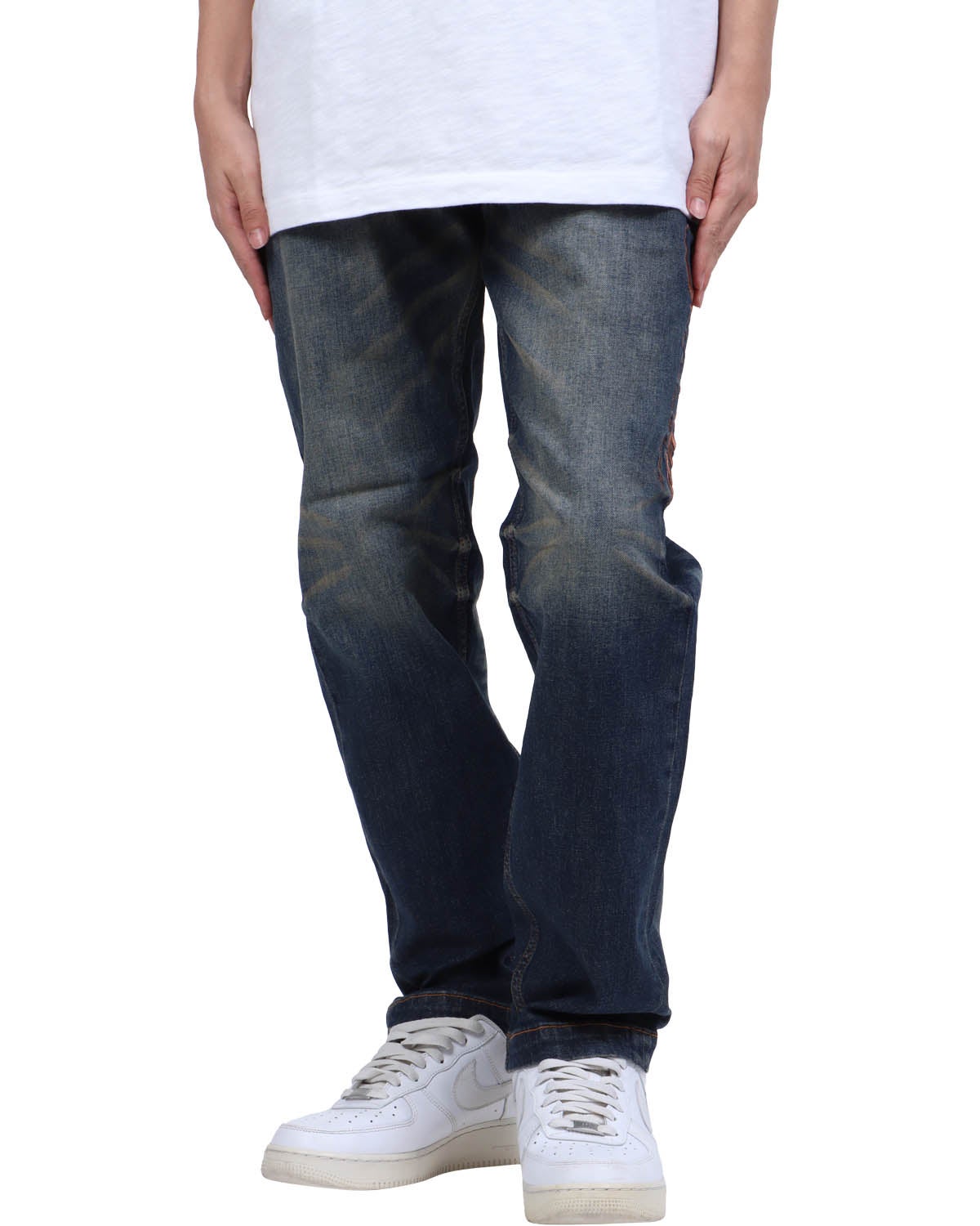 インディゴ：173cm63kg(Lサイズ着用)