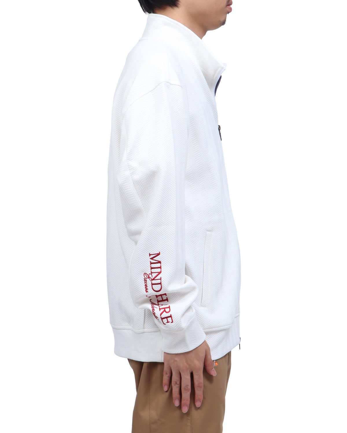 ホワイト：173cm63kg(Lサイズ着用)