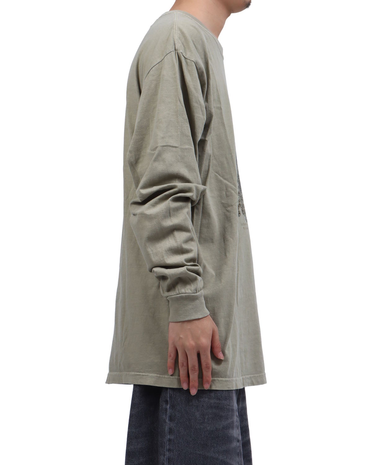 ベージュ：173cm63kg(Lサイズ着用)