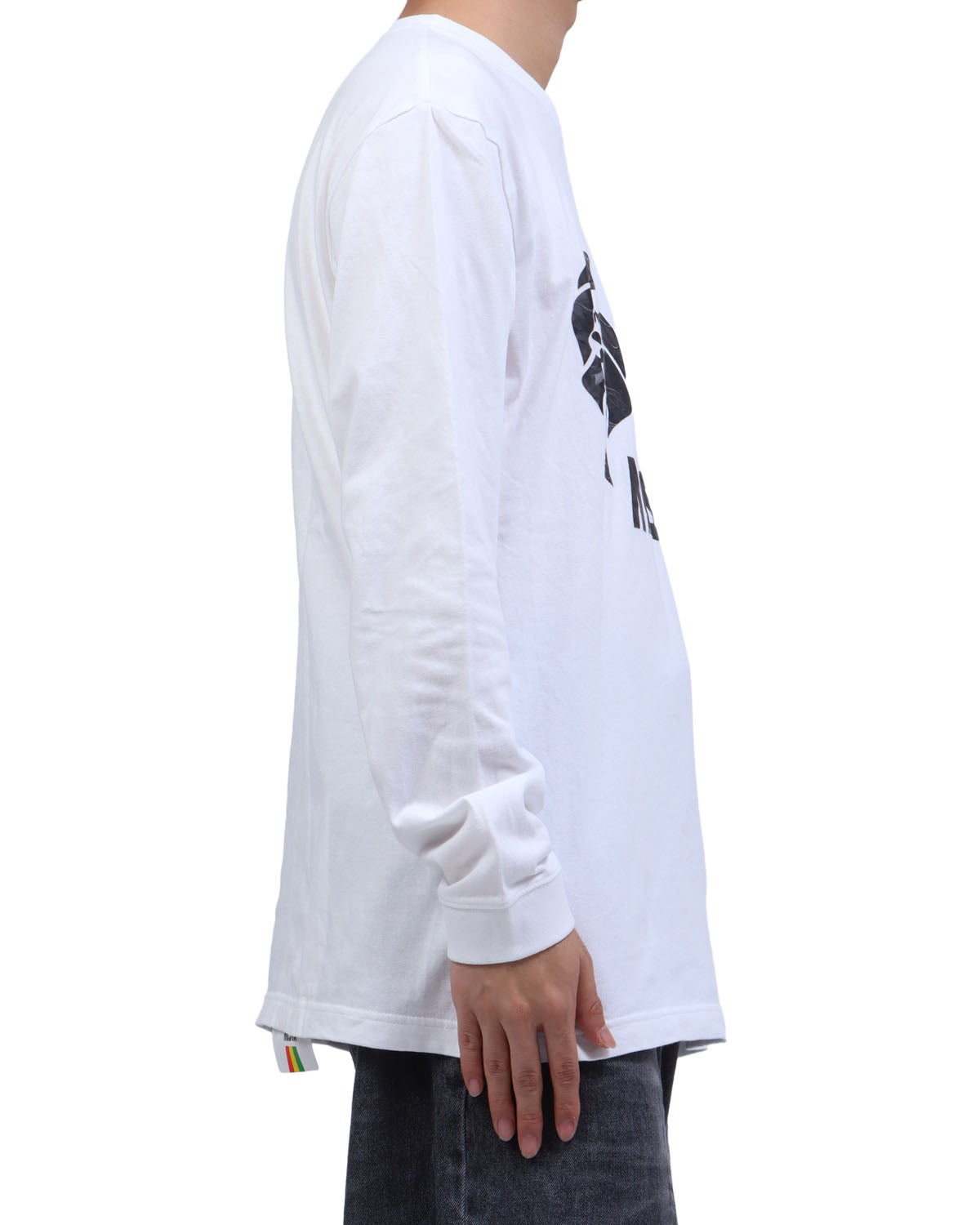ホワイト：173cm63kg(Lサイズ着用)