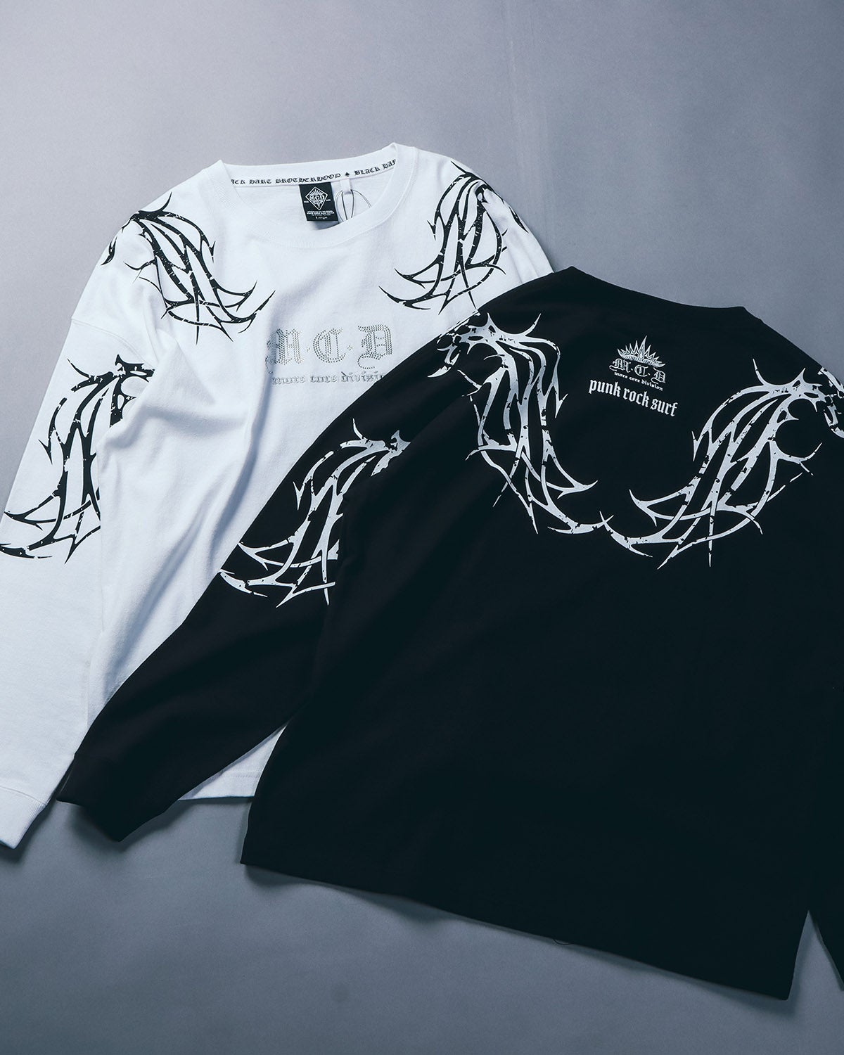 MCD] ラインストーン グラフィック ロンT | PEET ONLINE STORE