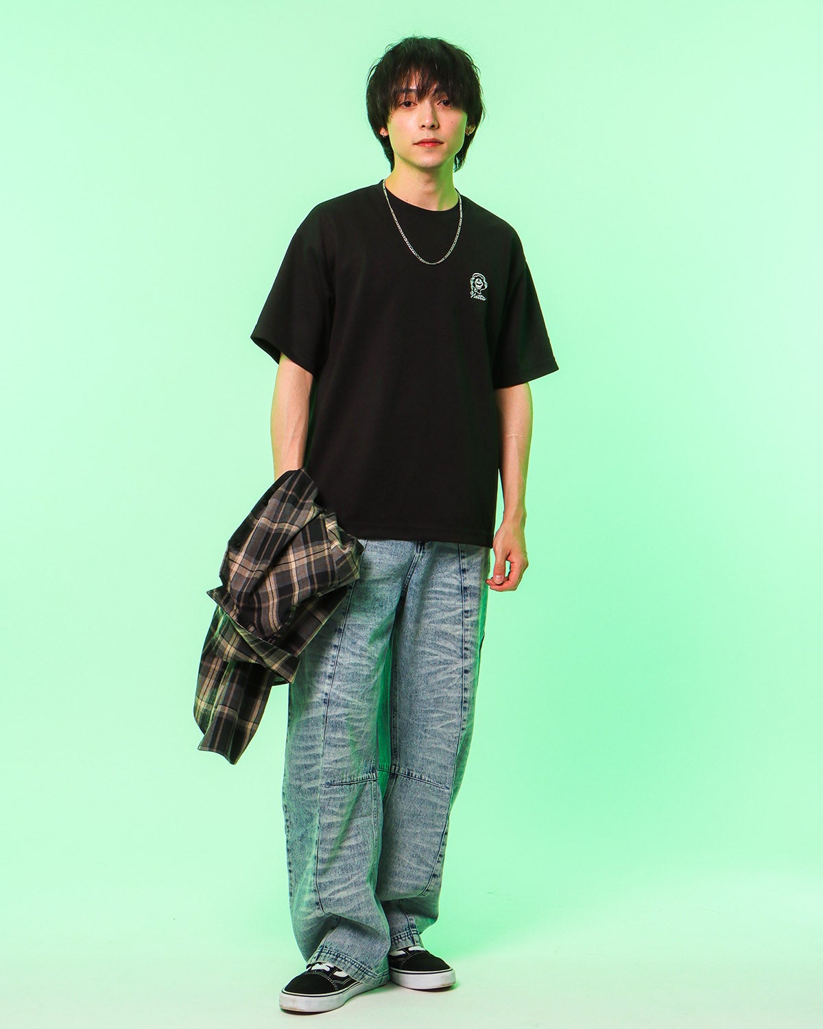 ブラック：175cm(Lサイズ着用)