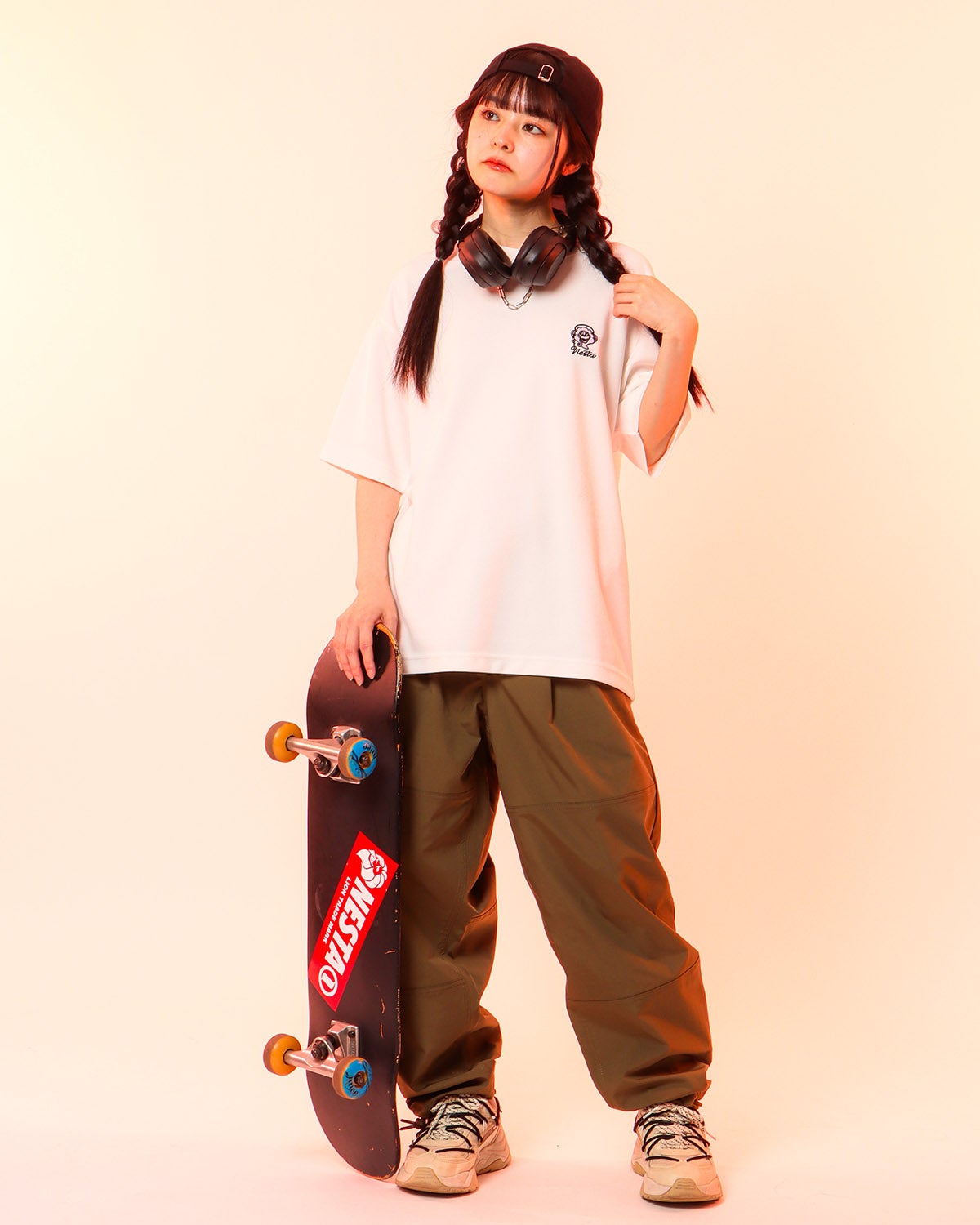 ホワイト：160cm(Mサイズ着用)