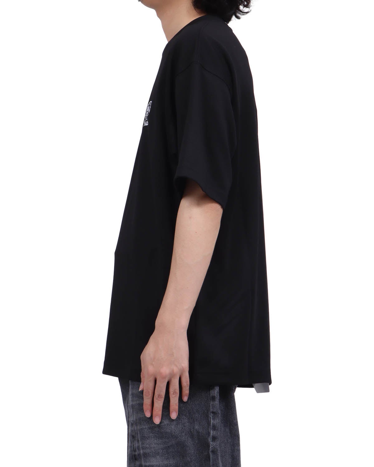 ブラック：173cm63kg(Lサイズ着用)