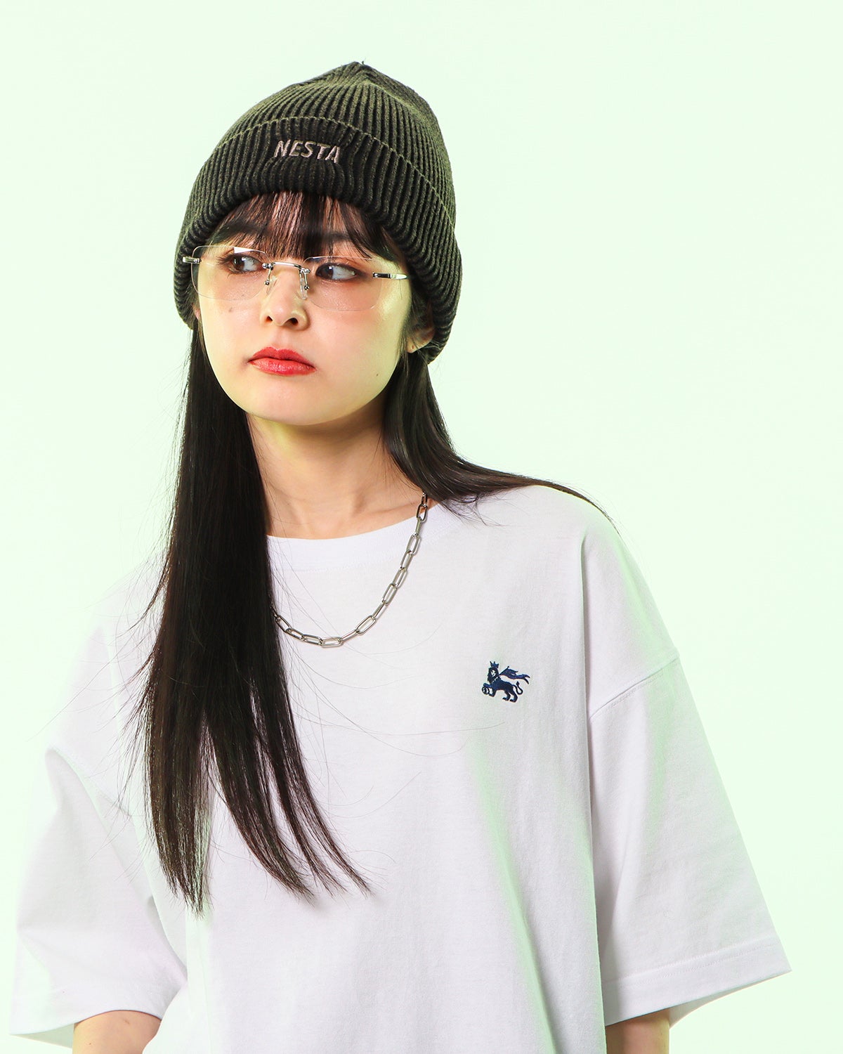 ホワイト：160cm(Mサイズ着用)