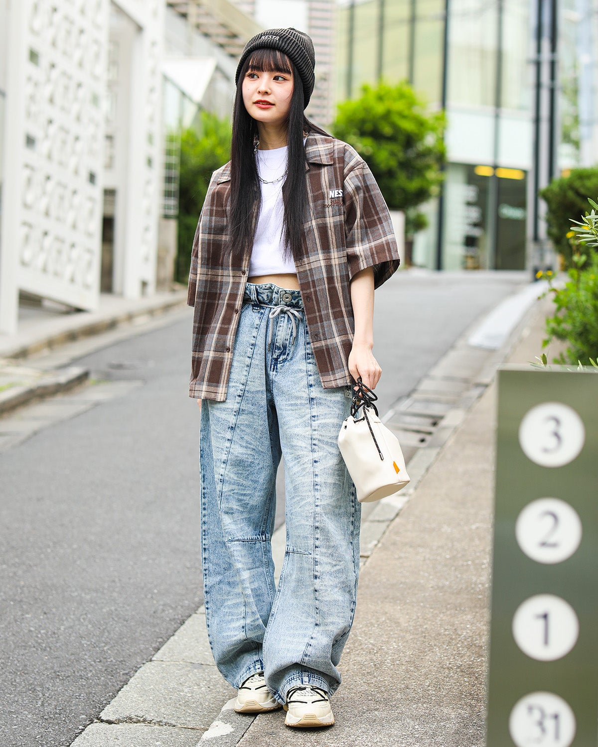 ベージュ：160cm(Mサイズ着用)