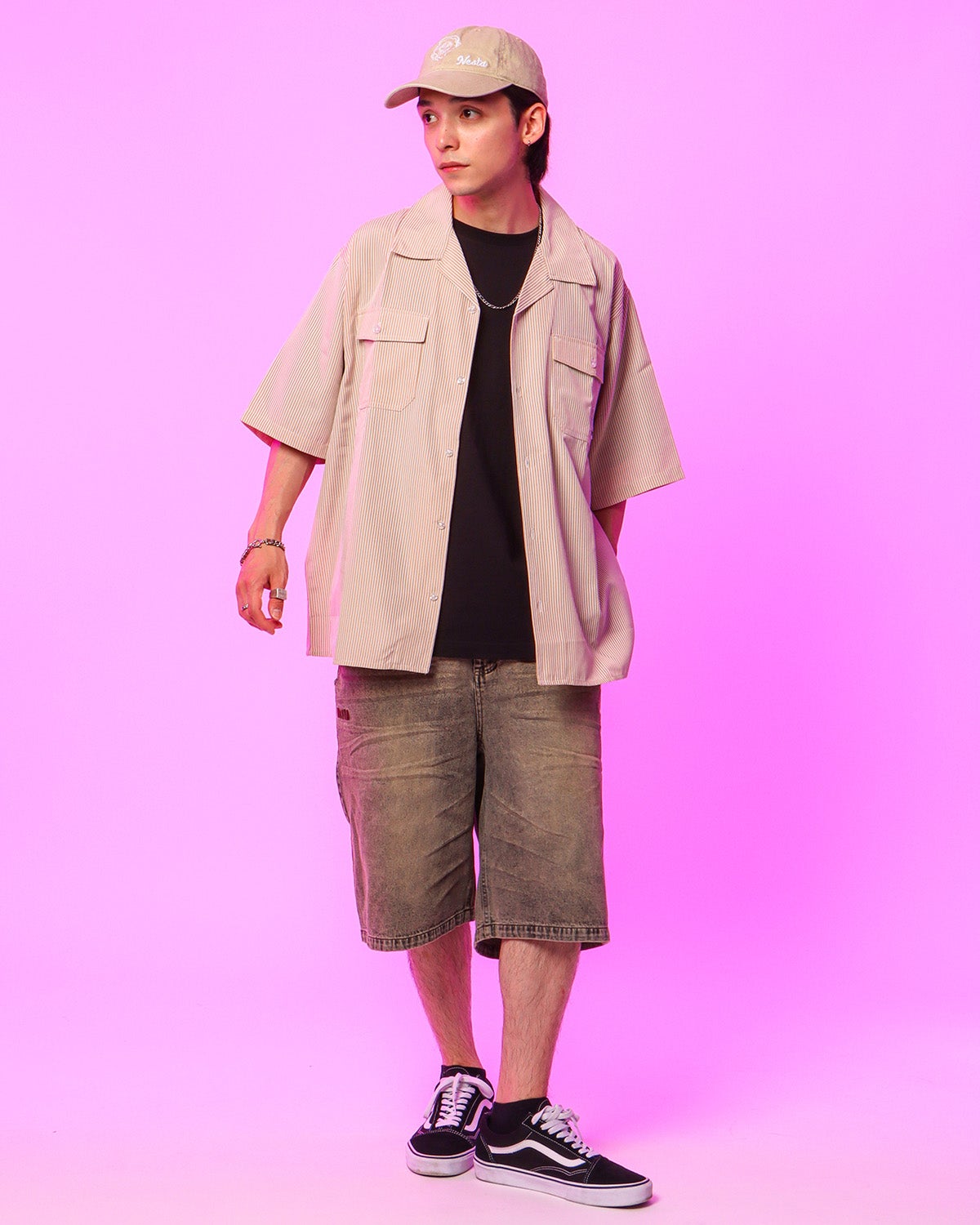 ベージュ：175cm(Lサイズ着用)