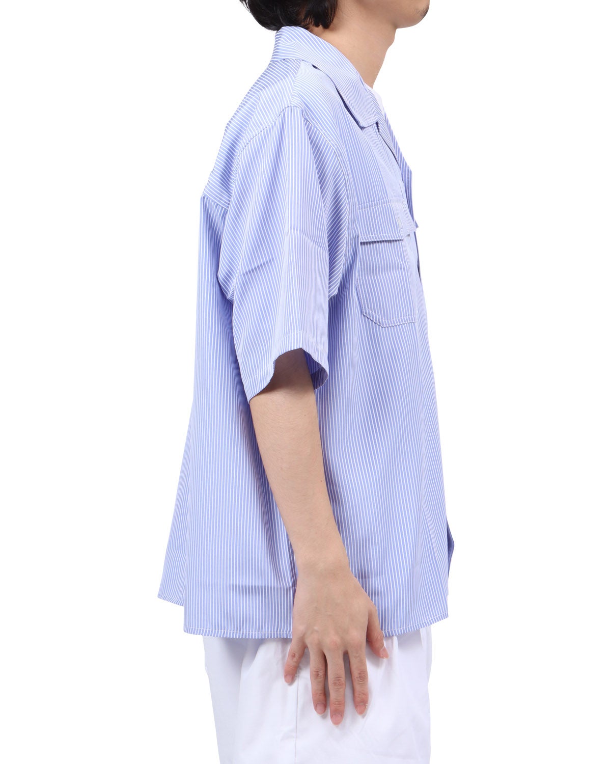 ブルー：173cm63kg(Lサイズ着用)