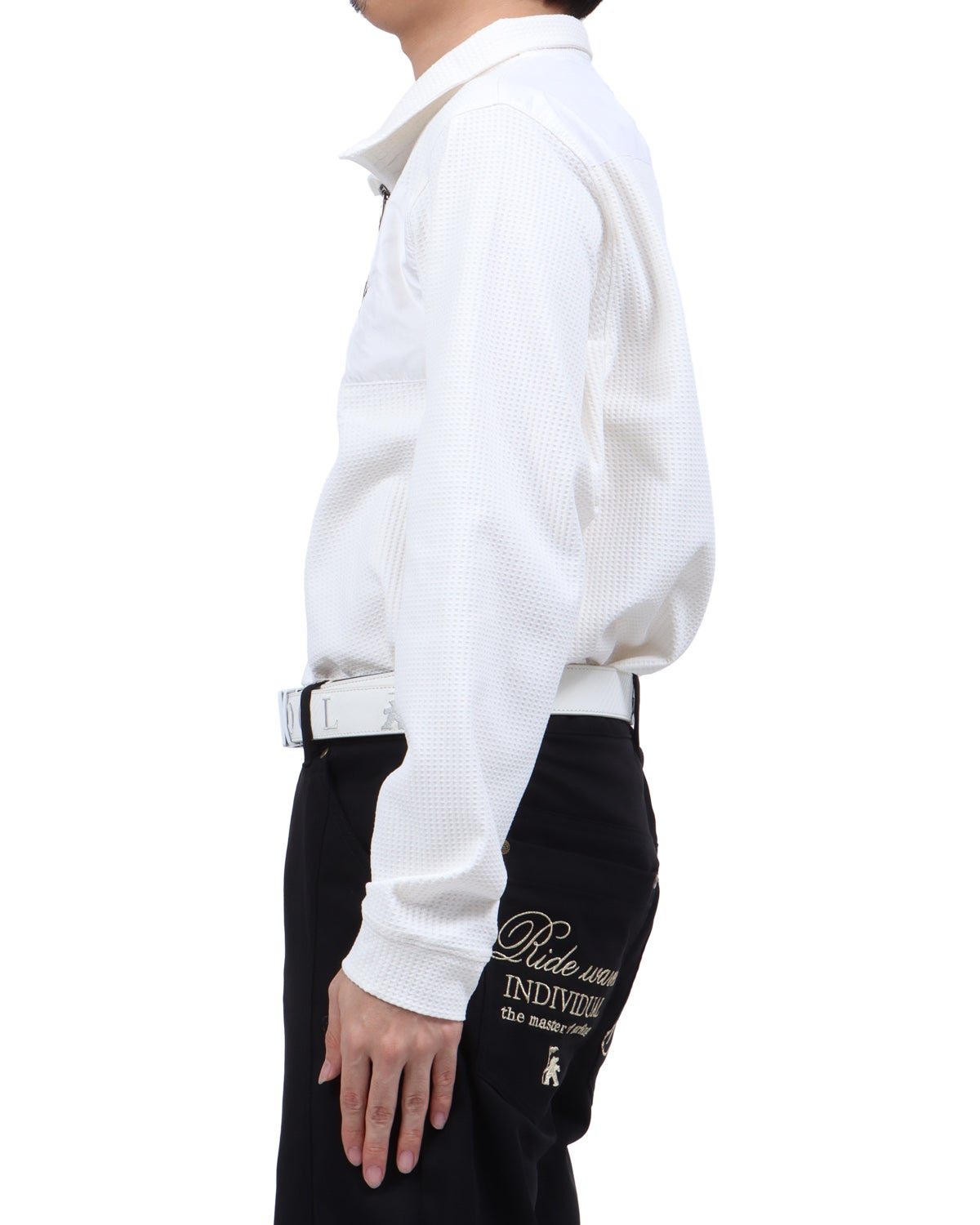 ホワイト：173cm63kg(Lサイズ着用)