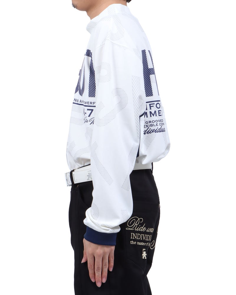 ホワイト：173cm63kg(Lサイズ着用)