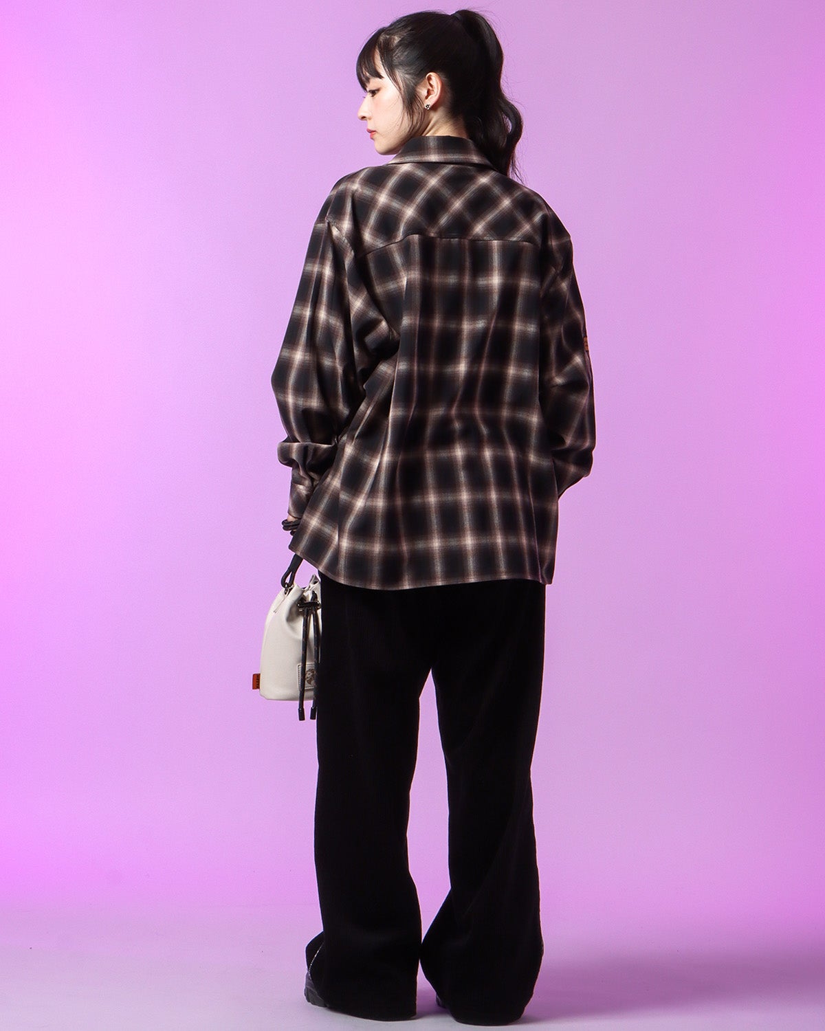 ブラウン：160cm(Lサイズ着用)