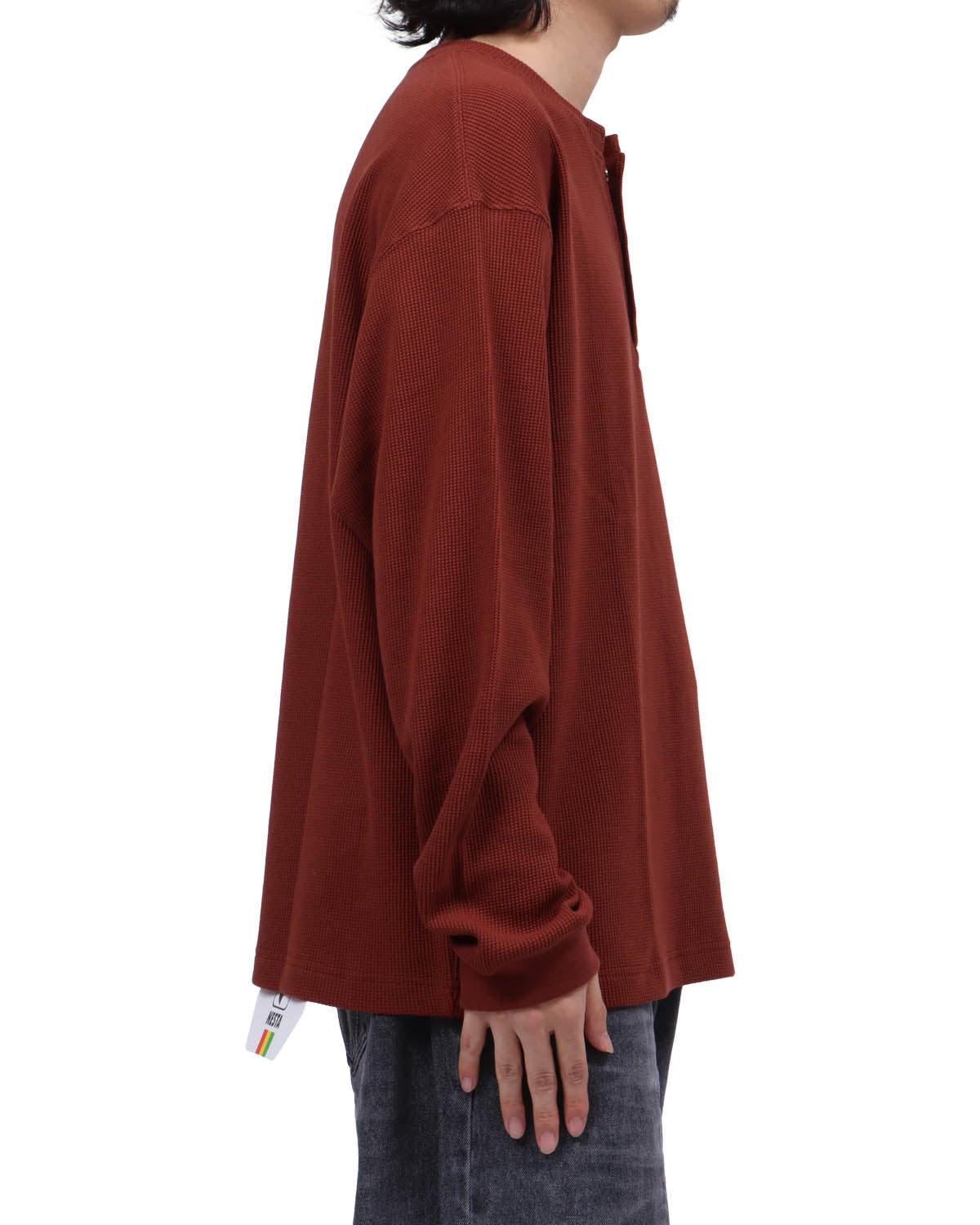 セピア：173cm63kg(Lサイズ着用)