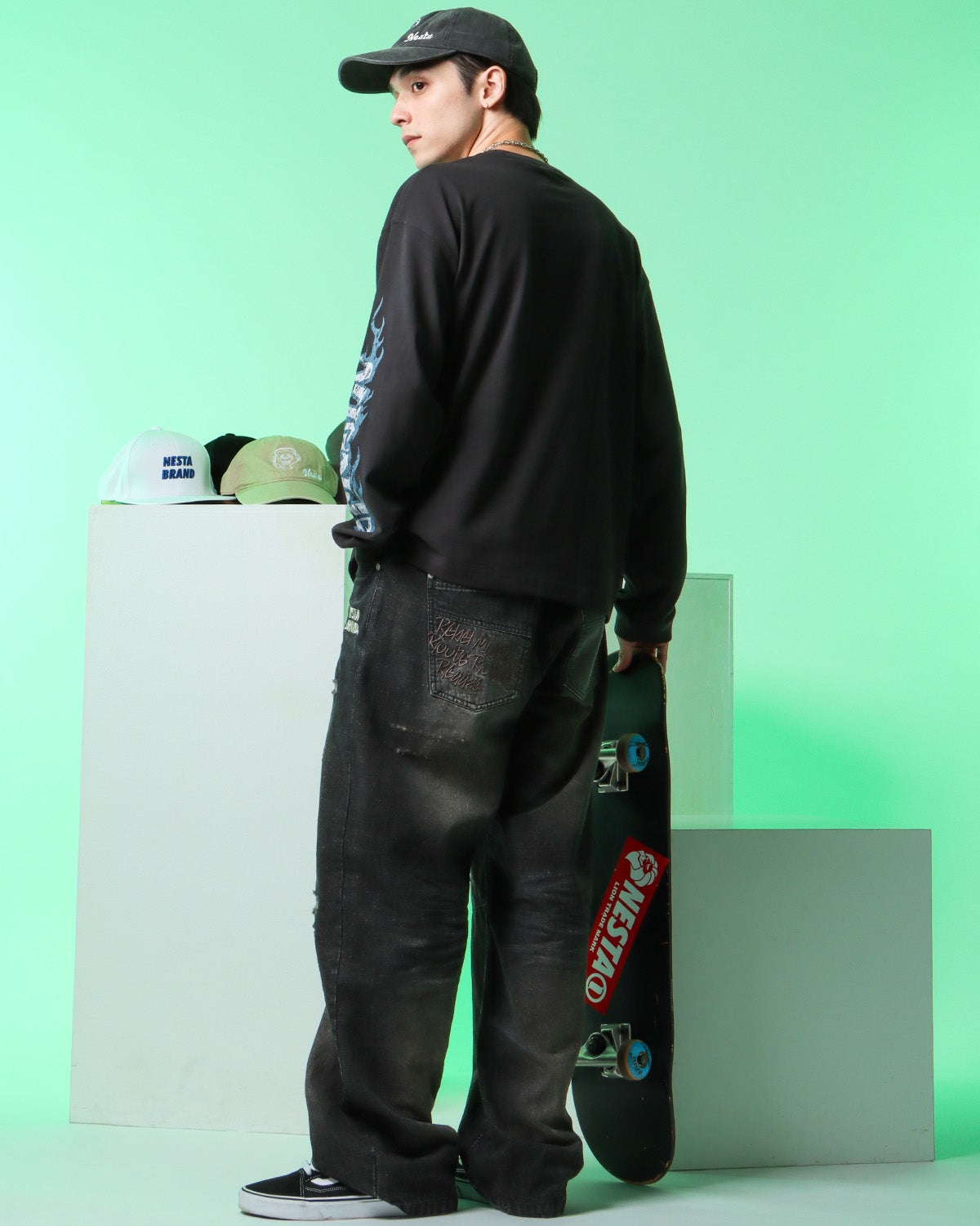 ブラック：175cm(Mサイズ着用)