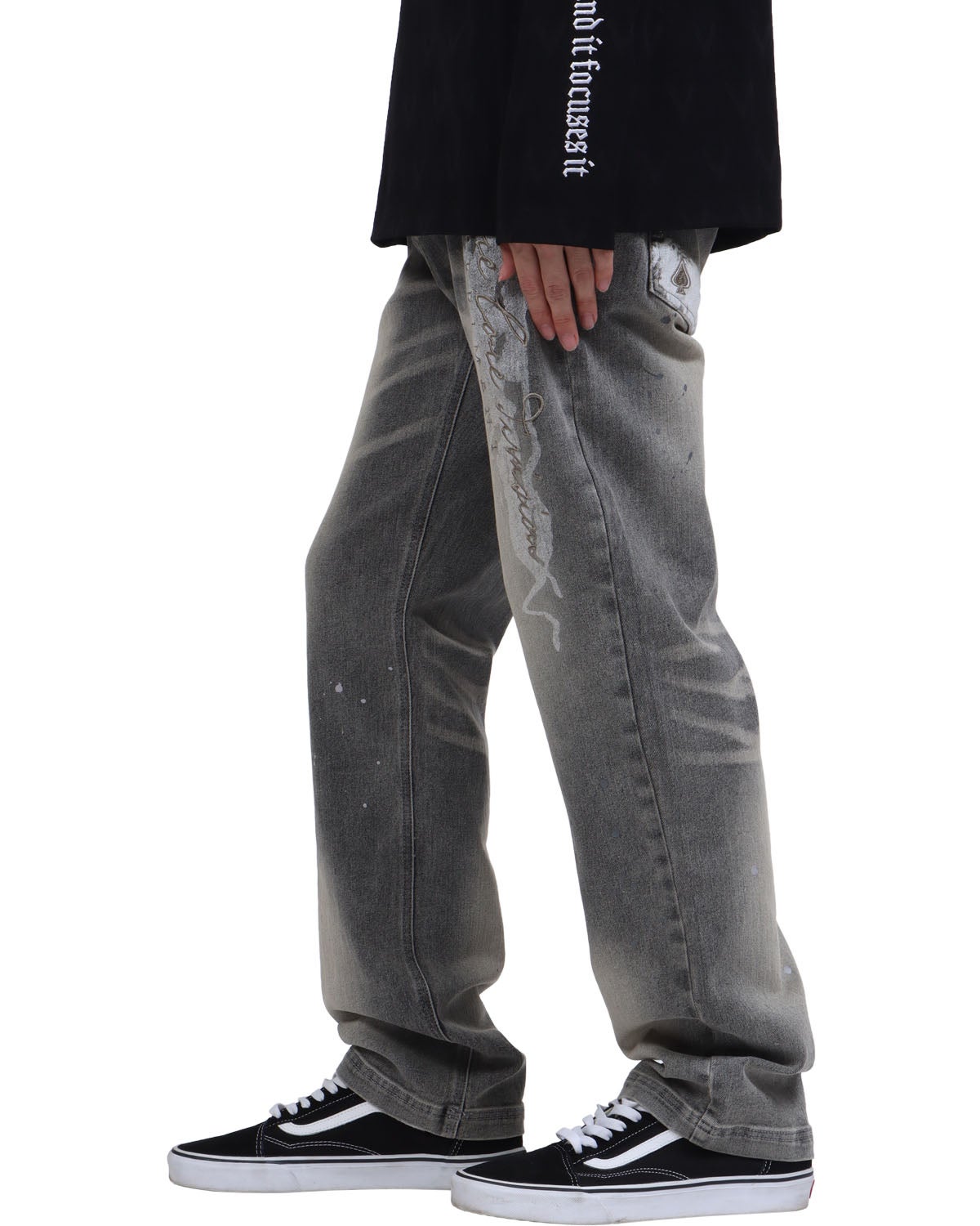 グレー：173cm63kg(Lサイズ着用)