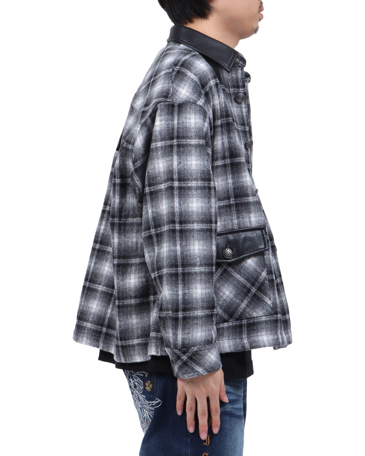 ブラック：173cm63kg(Lサイズ着用)