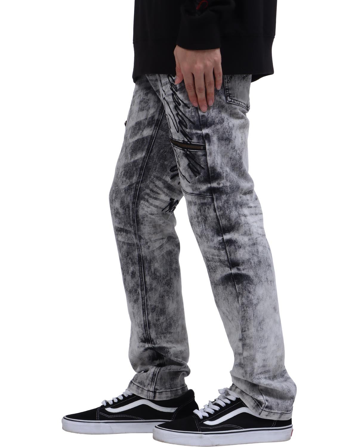 ブラック：173cm63kg(Lサイズ着用)