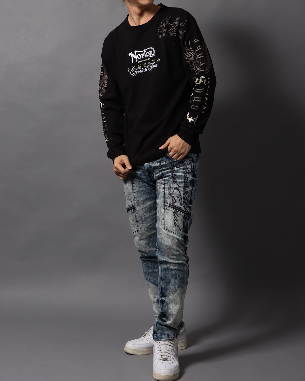 ブラック：178cm/75kg(Lサイズ着用)