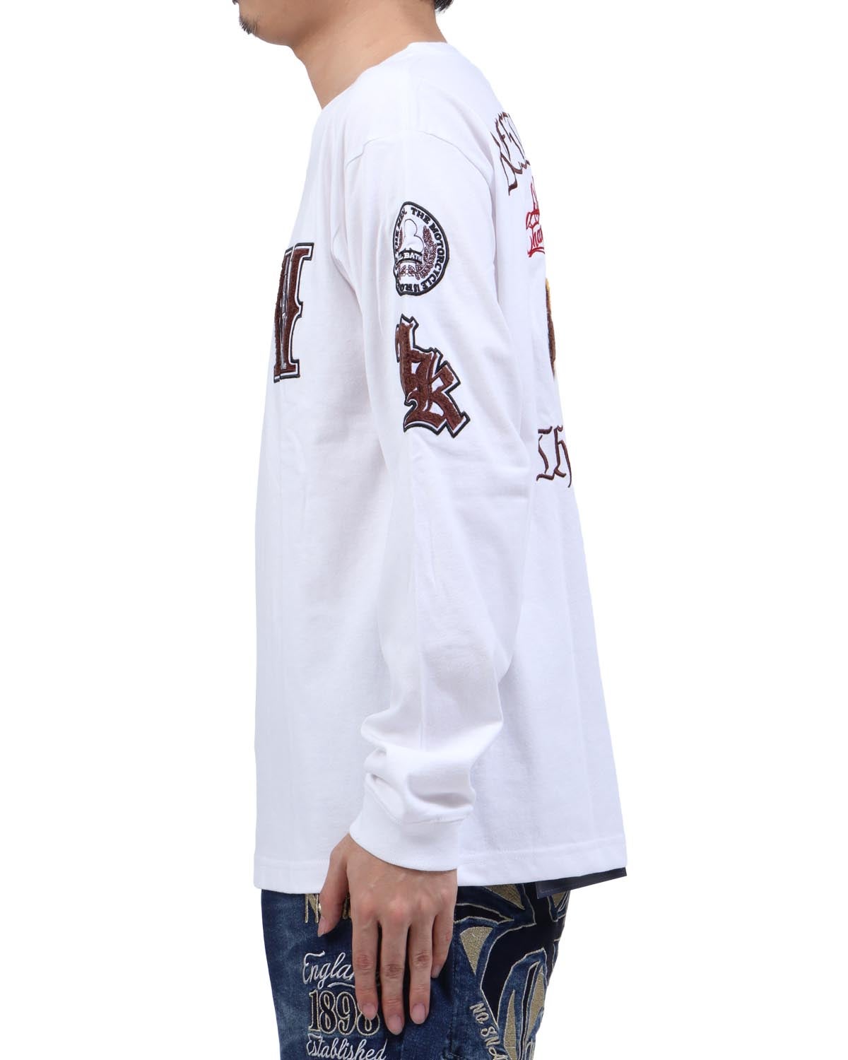 ホワイト：173cm63kg(Lサイズ着用)