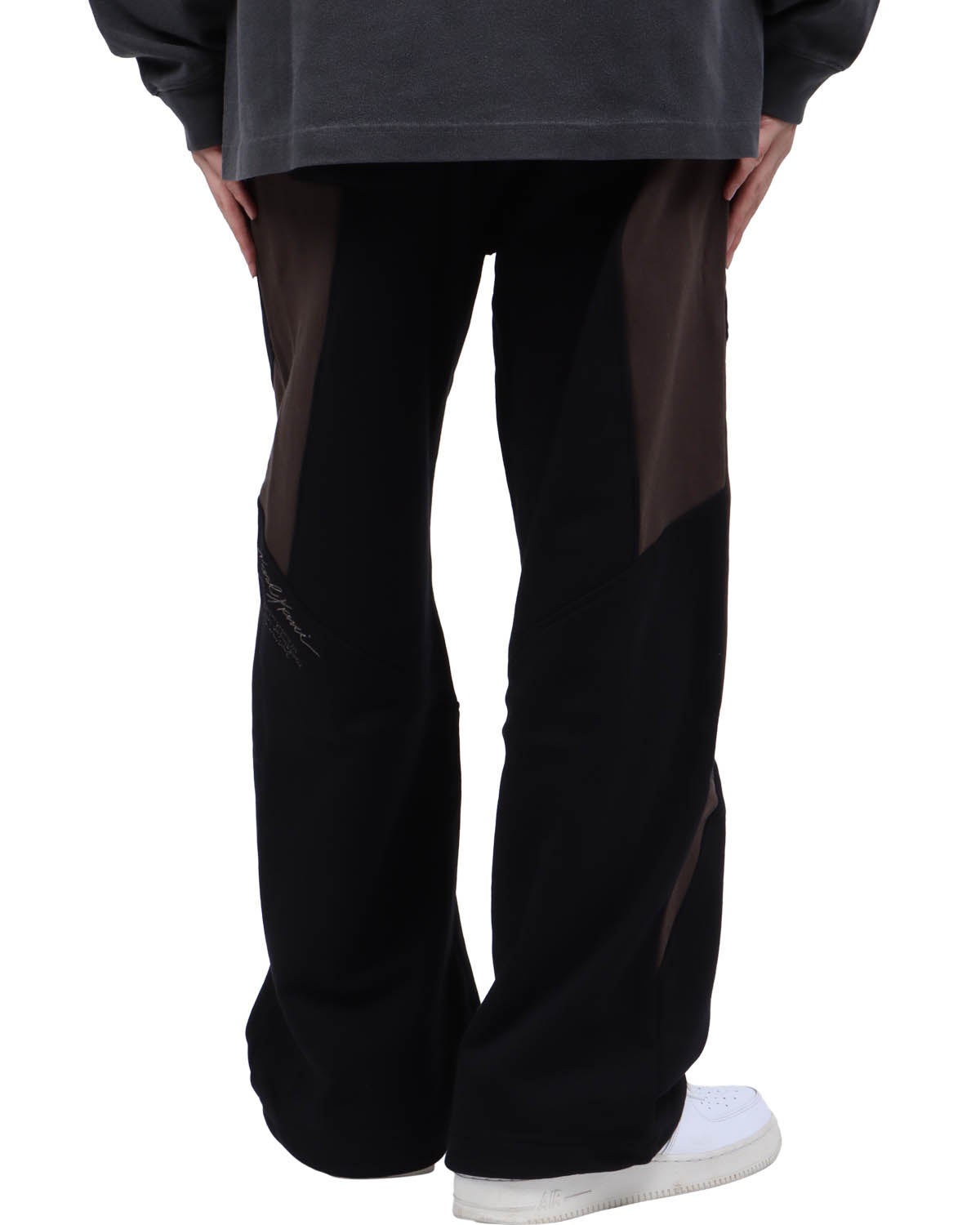 ブラック：173cm63kg(Lサイズ着用)