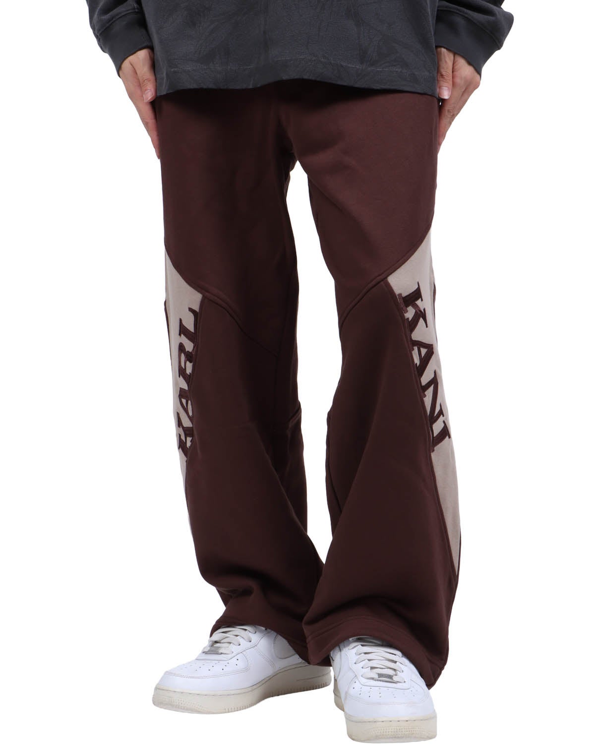 ブラウン：173cm63kg(Lサイズ着用)