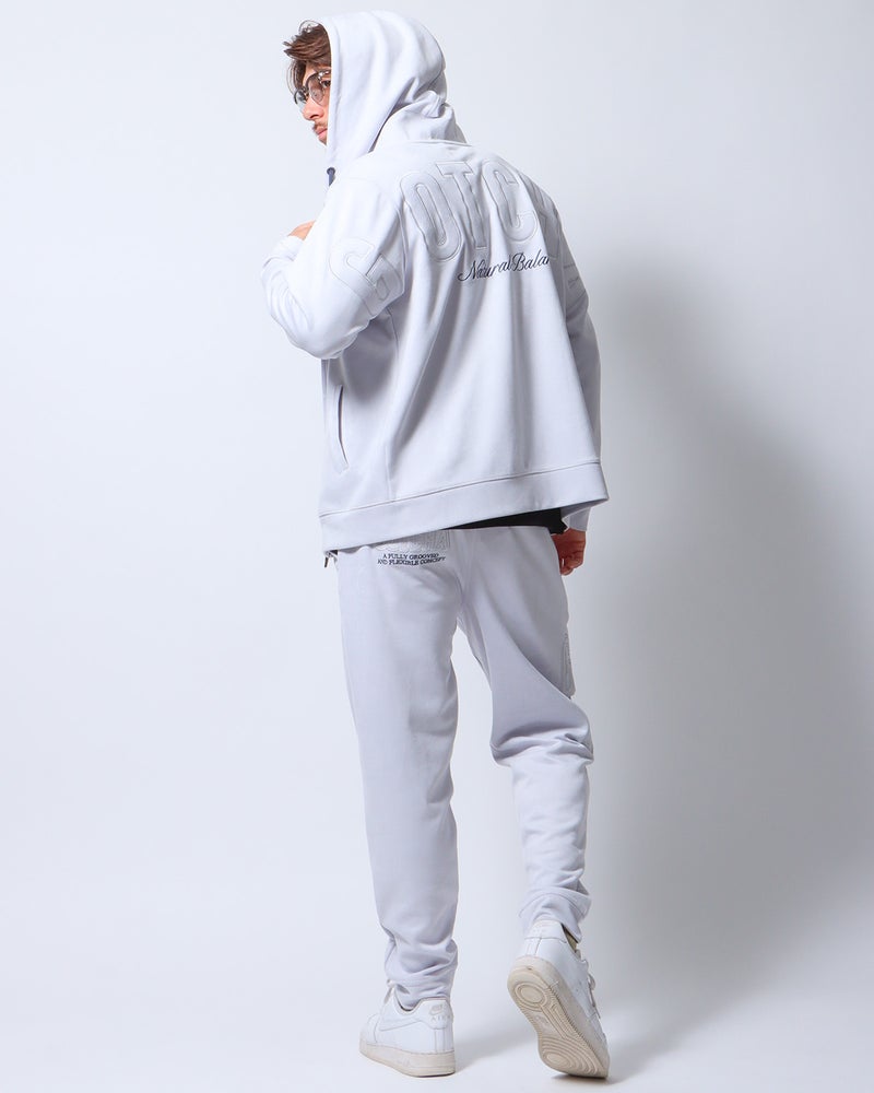 ライトグレー：180cm/70kg(Lサイズ着用)