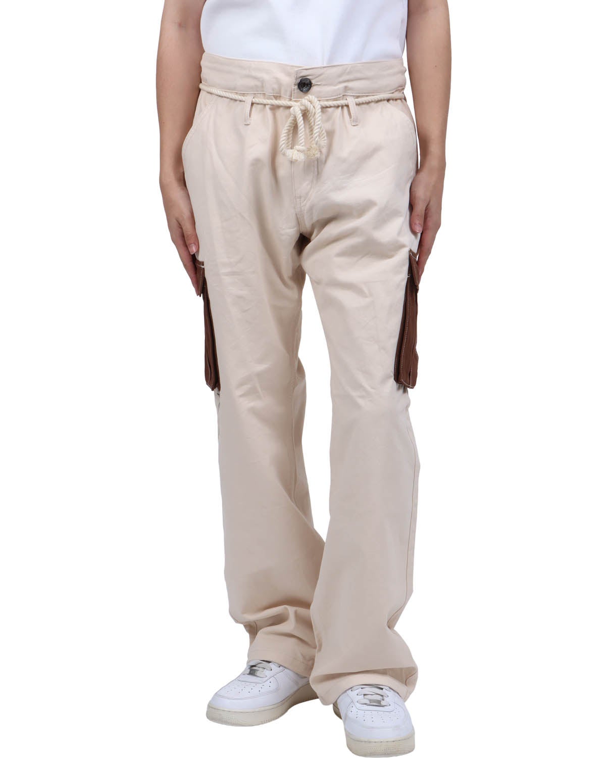 ベージュ：173cm63kg(34inc着用)