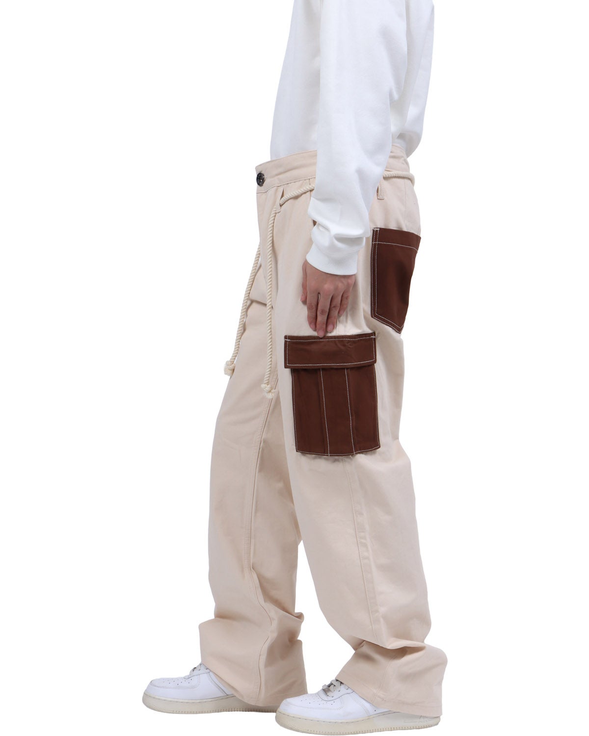 ベージュ：173cm63kg(34inc着用)