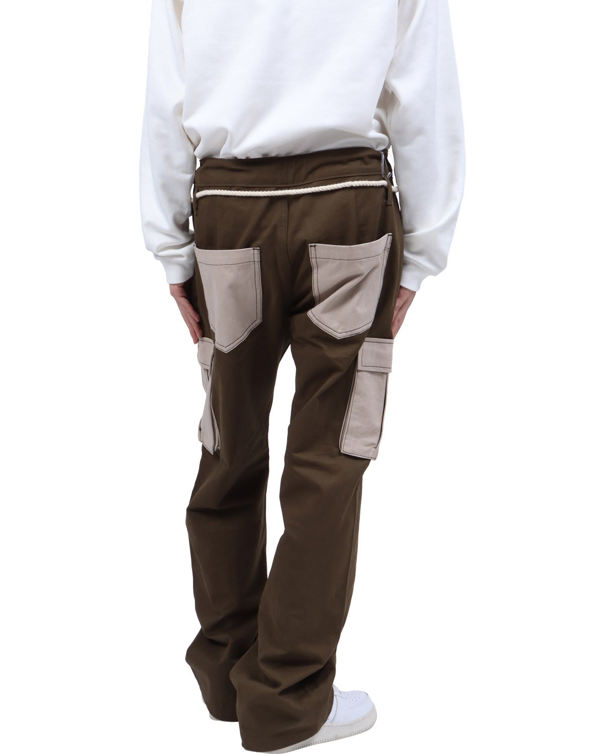 カーキ：173cm63kg(34inc着用)