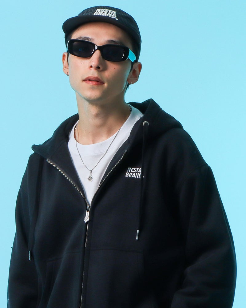 ブラック：175cm(Mサイズ着用)