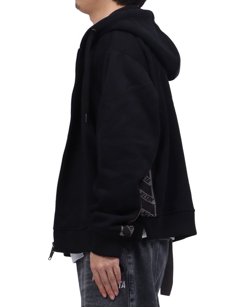 ブラック：173cm63kg(Lサイズ着用)