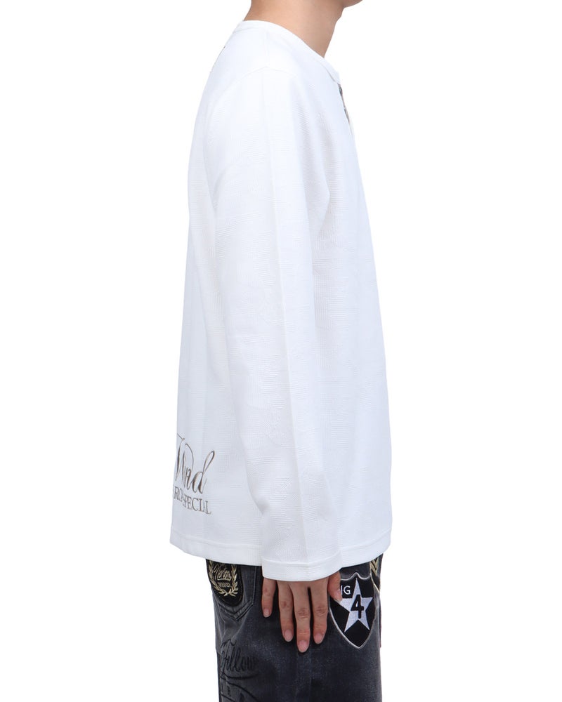 ホワイト：173cm63kg(Lサイズ着用)