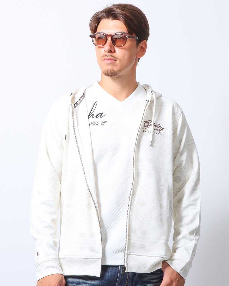 オフホワイト：180cm/70kg(Lサイズ着用)