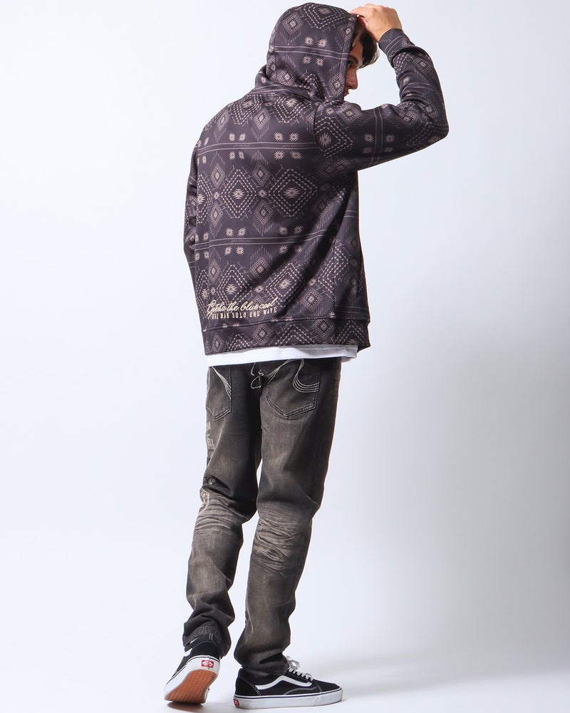 ブラック：180cm/70kg(Lサイズ着用)