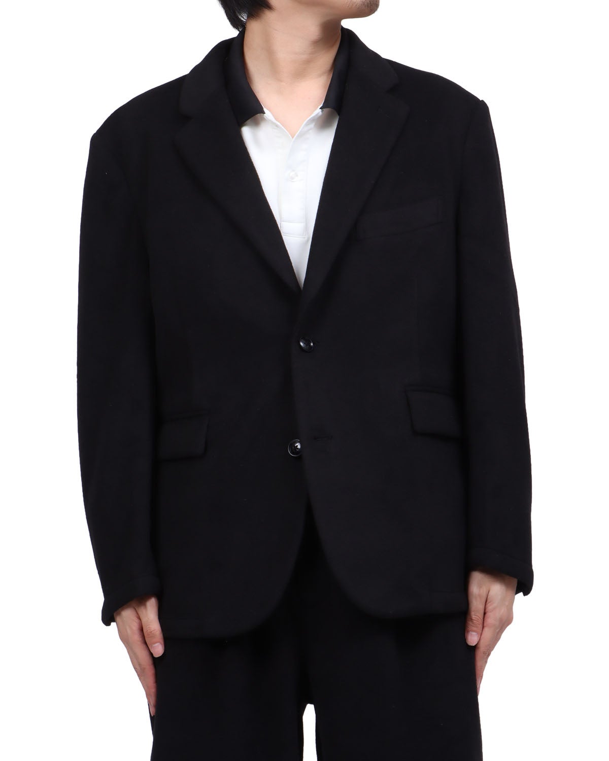 ブラック：173cm63kg(Lサイズ着用)