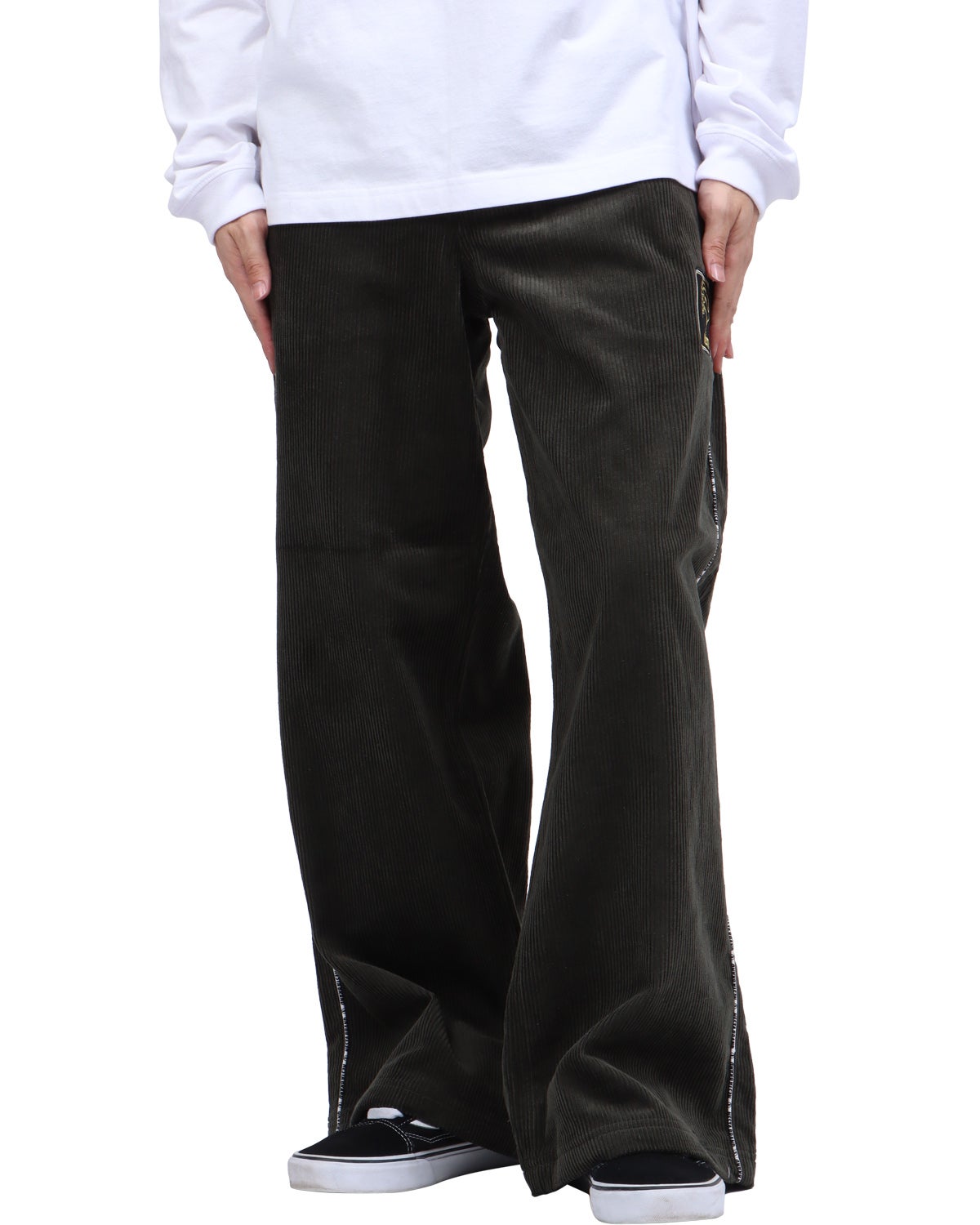 カーキ：173cm63kg(Lサイズ着用)