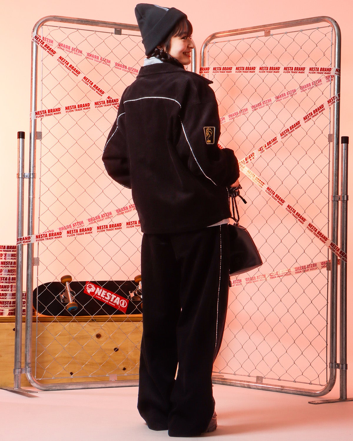 ブラック:160cm(Mサイズ着用)