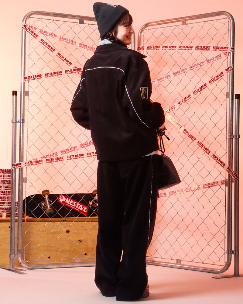 ブラック:160cm(Mサイズ着用)
