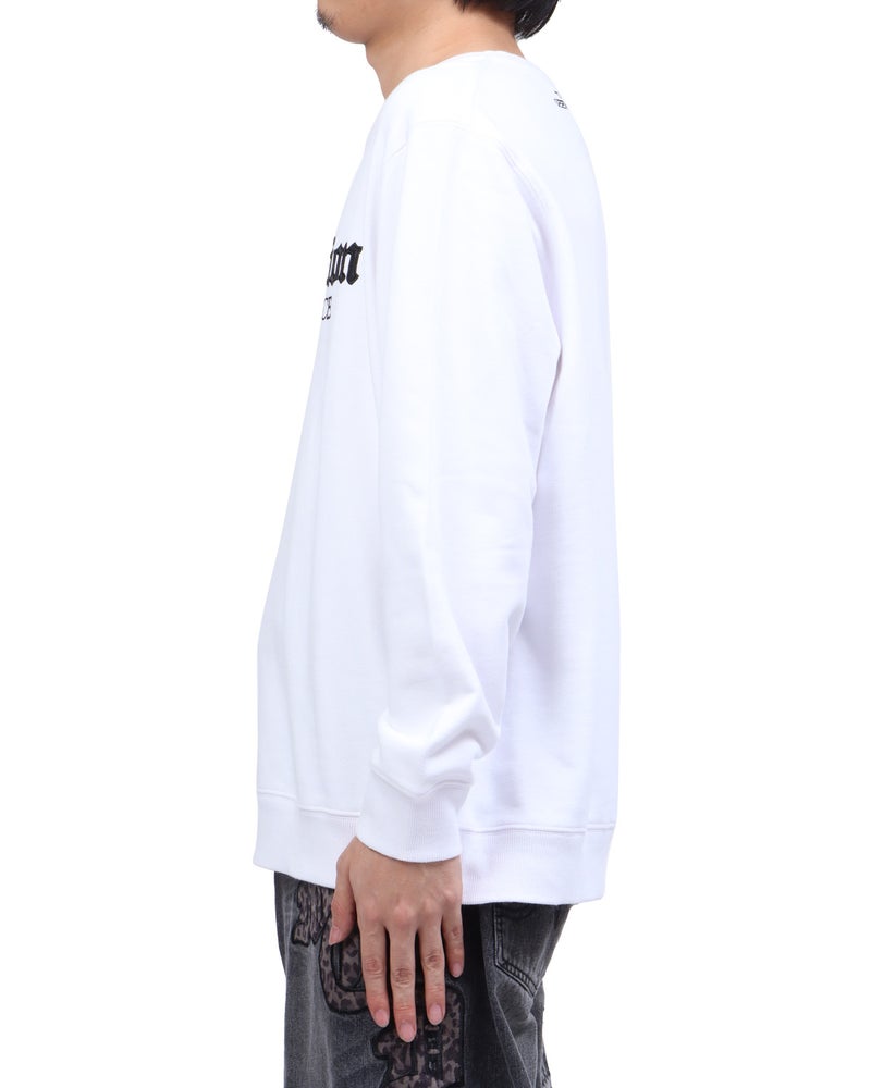ホワイト：173cm63kg(Lサイズ着用)