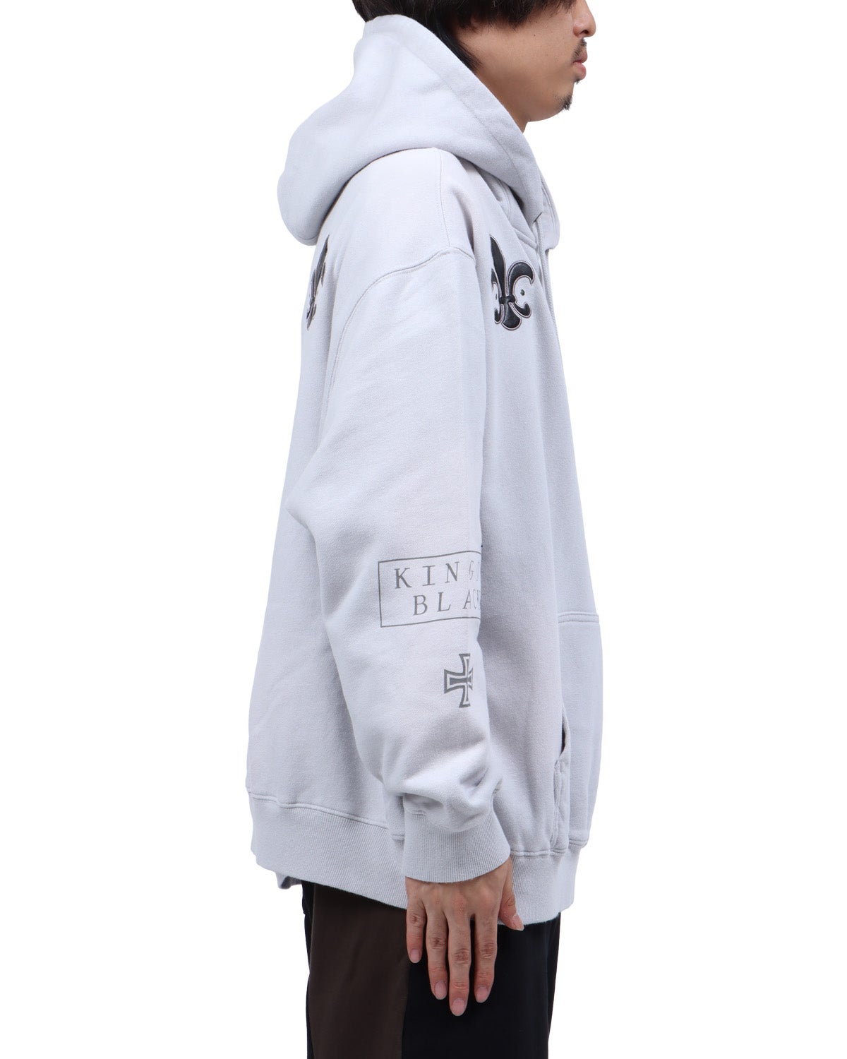 グレー：173cm63kg(Lサイズ着用)