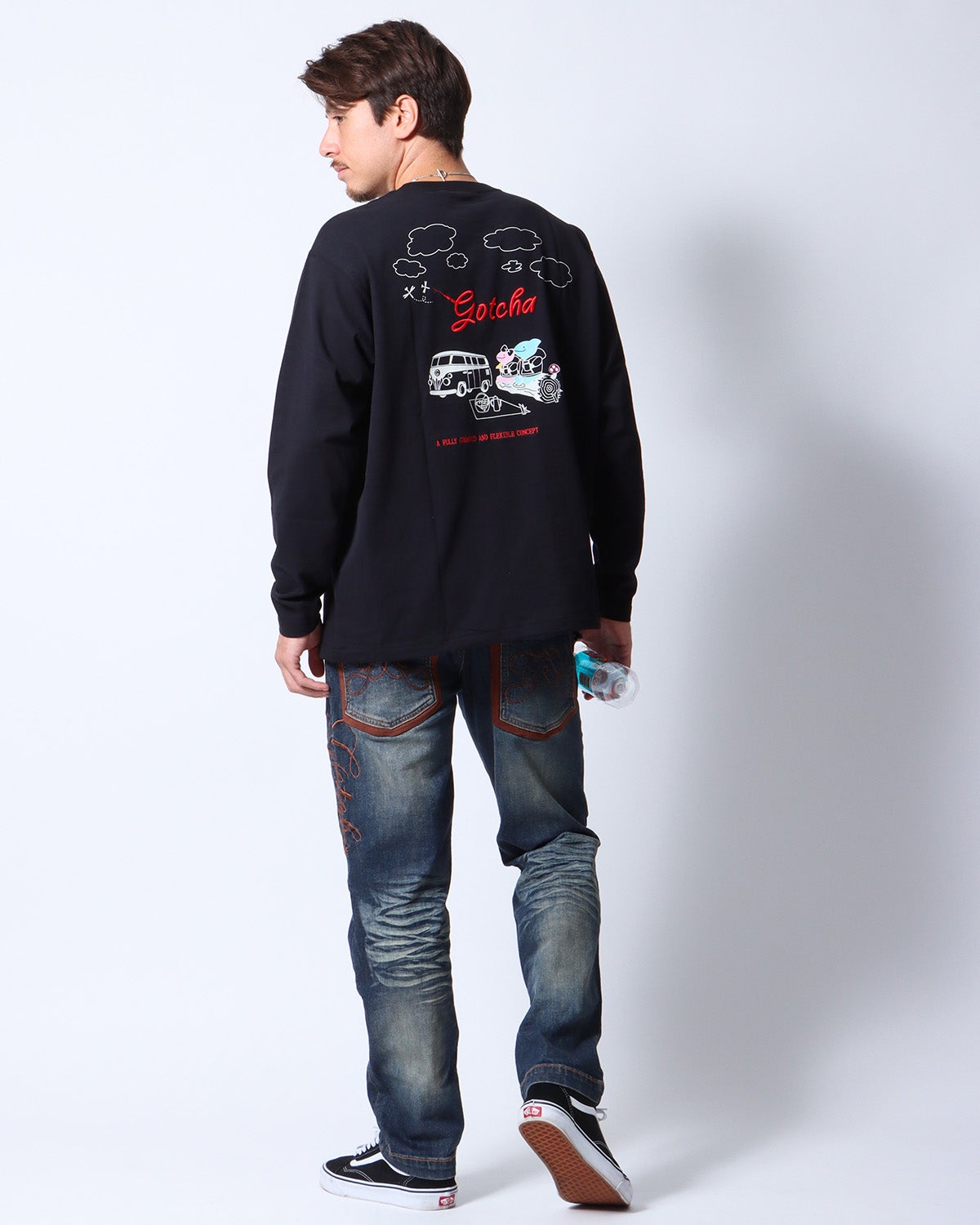 ブラック：180cm/70kg(Lサイズ着用)