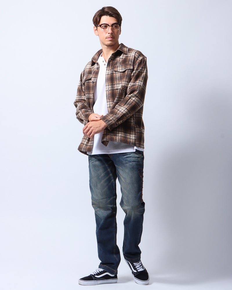 ブラウン：180cm/70kg(Lサイズ着用)