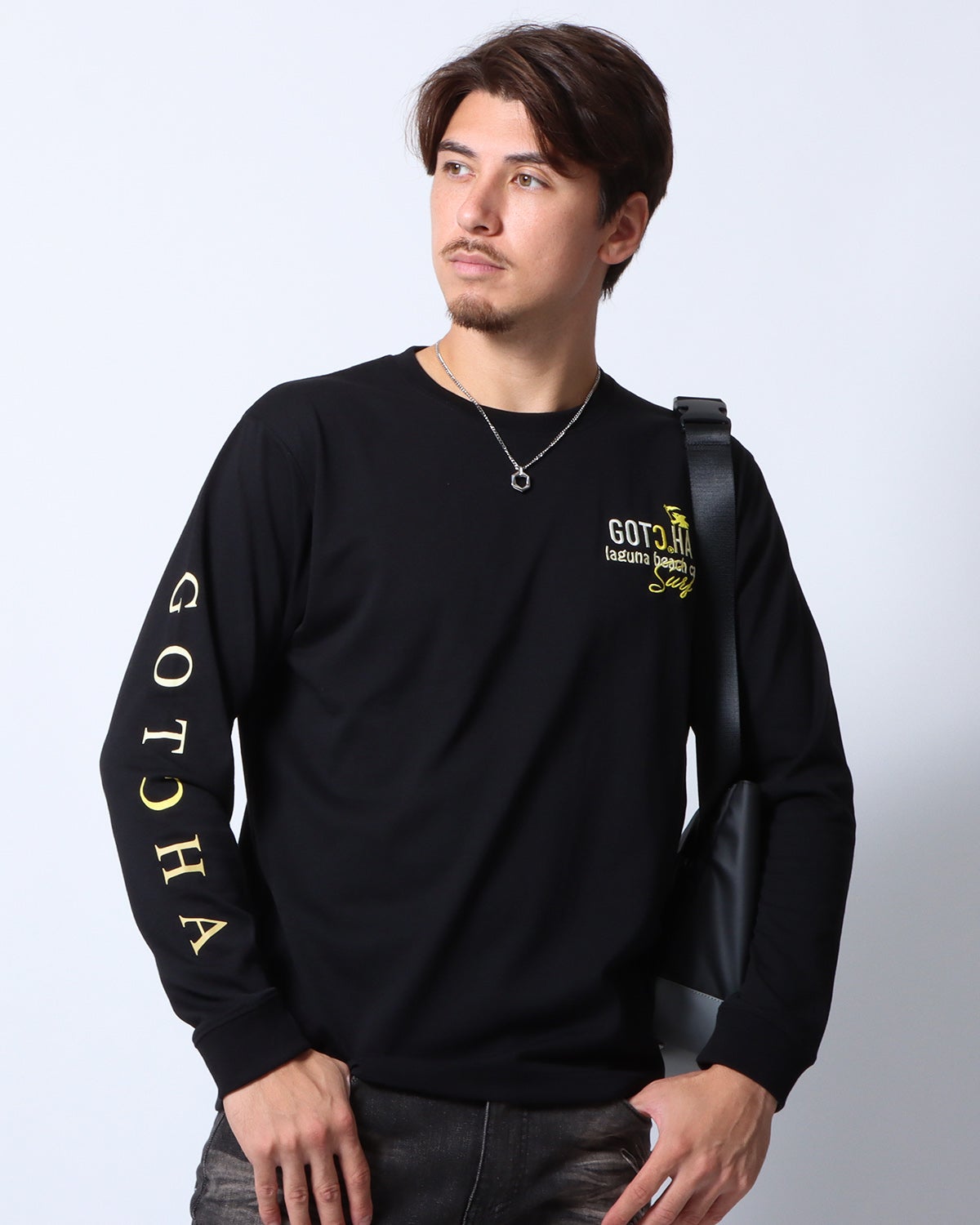 ブラック：180cm/70kg(Lサイズ着用)