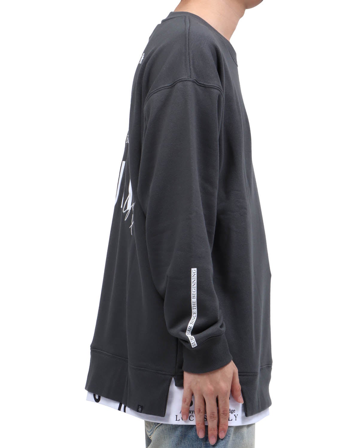 チャコール：173cm63kg(Lサイズ着用)