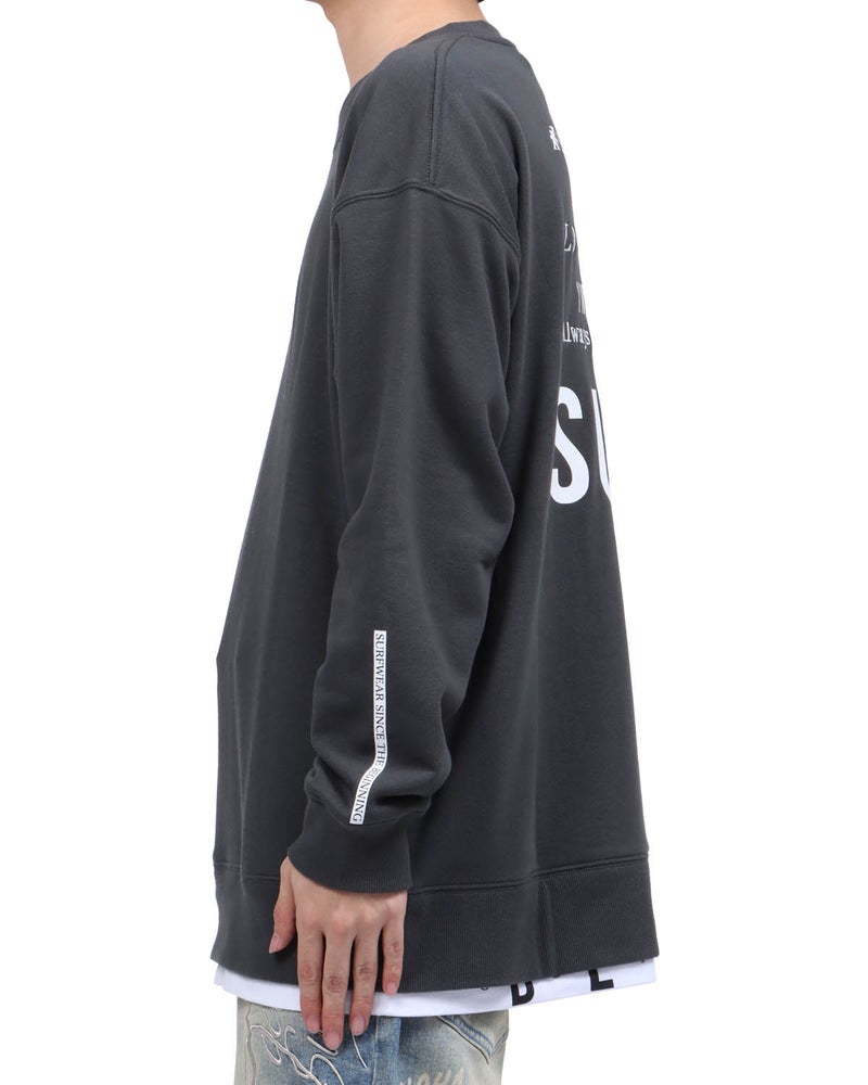 チャコール：173cm63kg(Lサイズ着用)