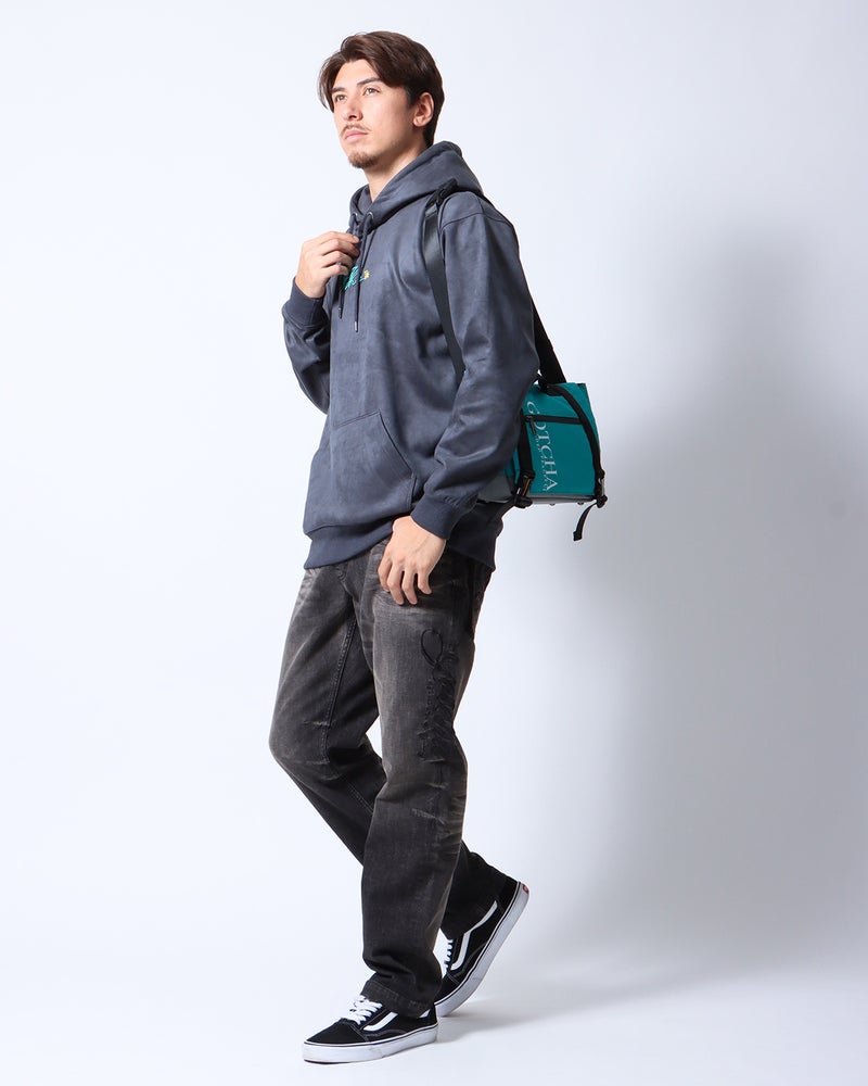 チャコール：180cm/70kg(Lサイズ着用)